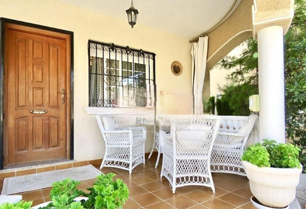 Propiedades en venta y alquiler en España photo 2