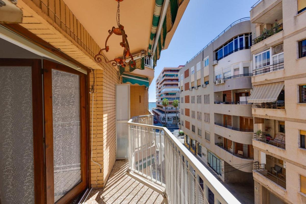 Venta de piso en Piso en El Acequión, Torrevieja, Torrevieja
photo 1