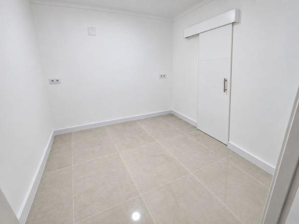 Chalet adosado en Calle Rafael González Machaquito s/n, La Siesta - El Salado - Torreta, Torrevieja photo 4