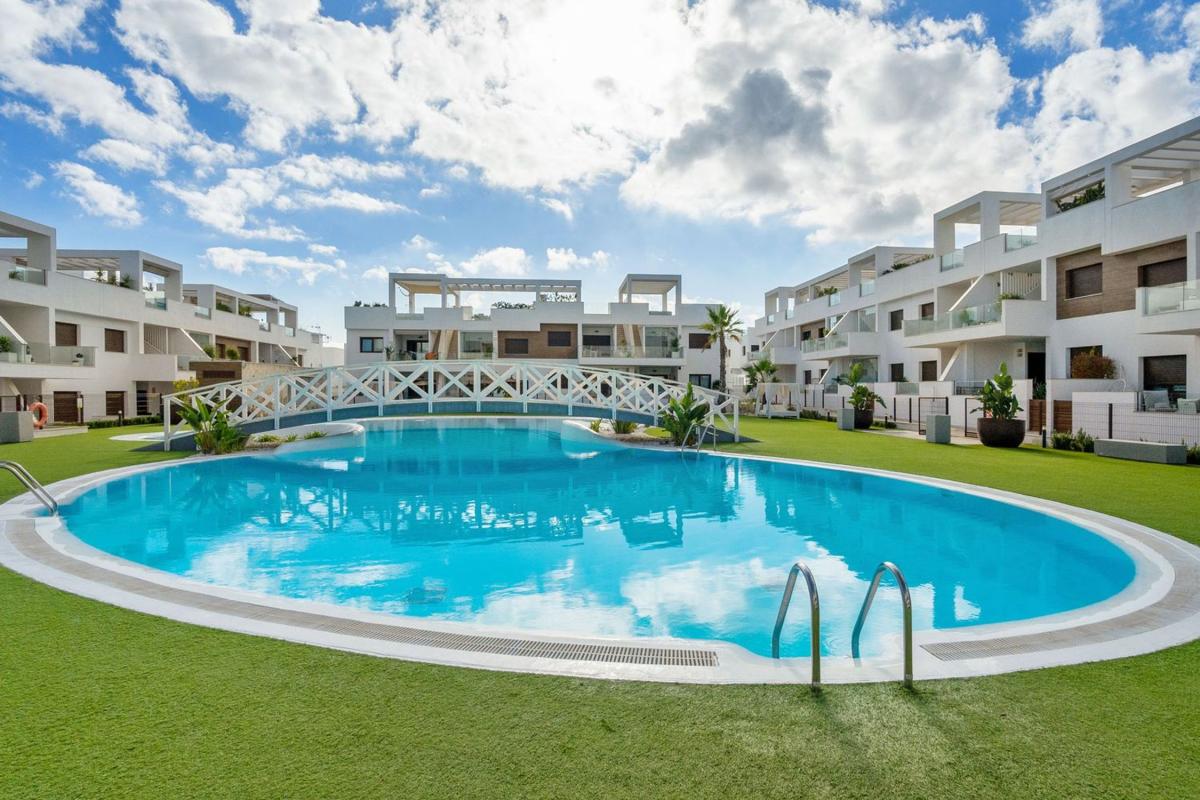 Продажа пентхауса на Ático en Calle Benissa s/n, Playa Flamenca, Orihuela, Ориуэла photo 4