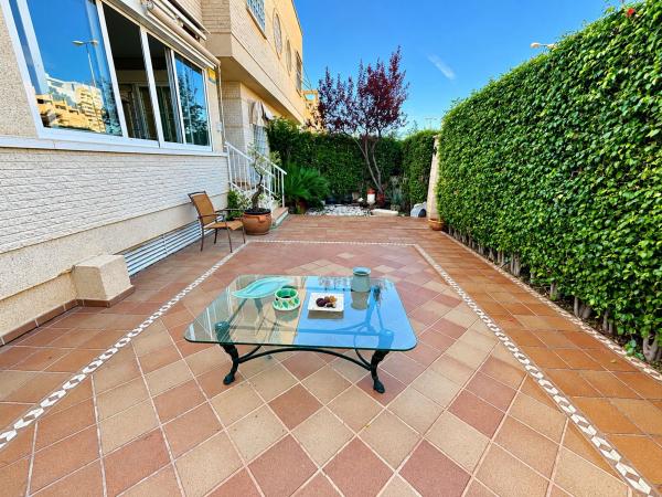 Chalet adosado en Avenida de la Costa Blanca, Cabo de las Huertas, Alicante / Alacant thumbnail 2