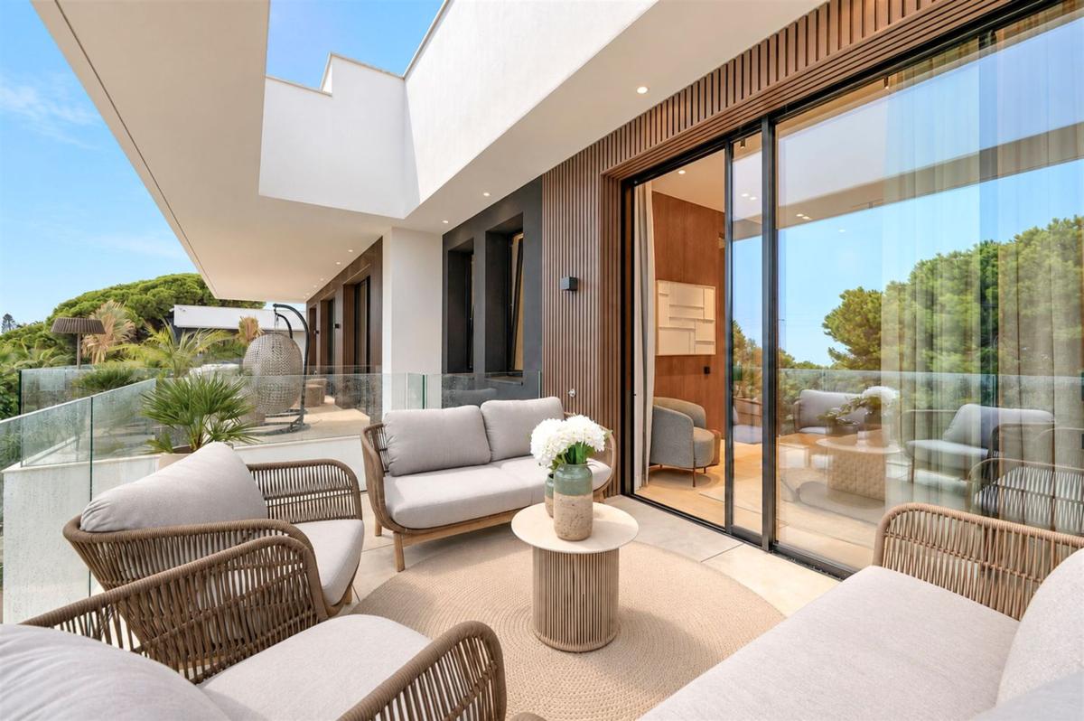 New construction Villa Neda in Marbella photo 4