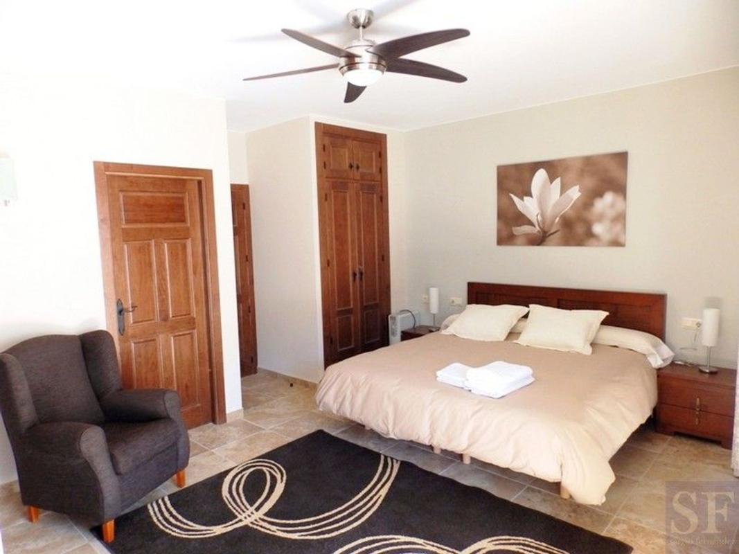 Properties for sale and rent in Spain photo 4