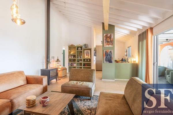 Частный шале на продаже в  Casa o chalet en Competa, Компета photo 2