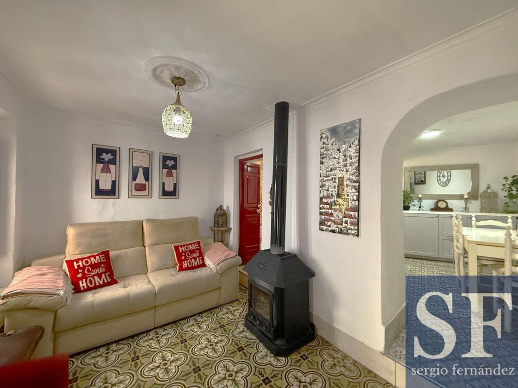 Properties for sale and rent in Spain photo 2