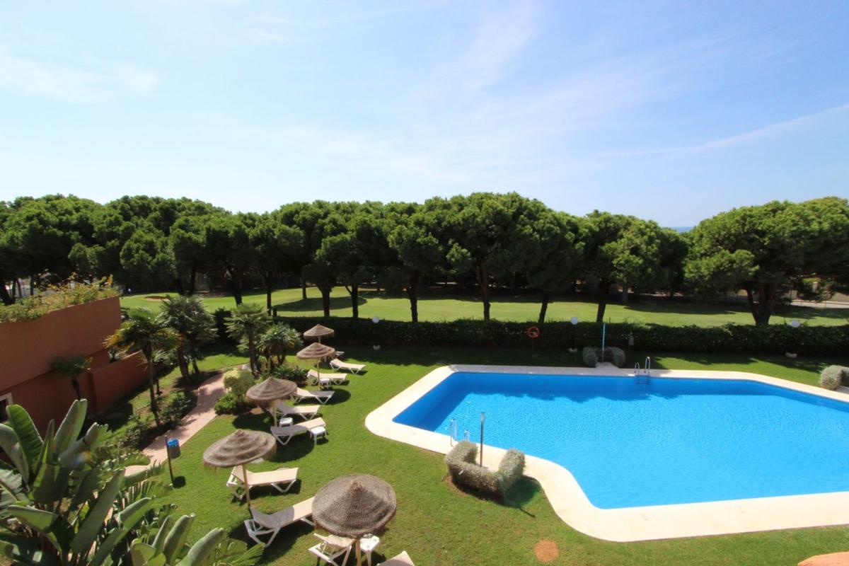Venta de piso en Piso en Alisos (Los) (Artola Alt), 4, Cabopino - Artola, Marbella, Marbella
photo 1