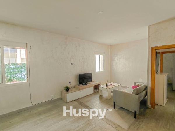 Venta de piso en Piso en Calle Coronel Osuna, Santa Cristina - San Rafael, Málaga, Málaga
thumbnail 3