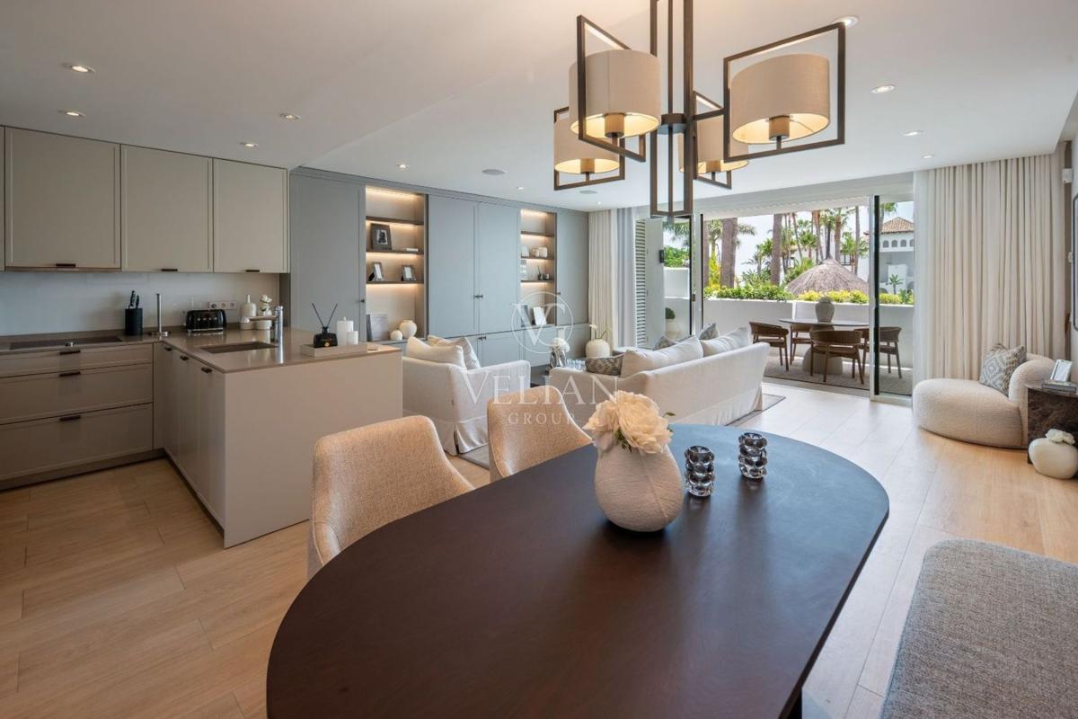 Sale of apartment in Piso en Conjunto Jardín Andaluz, Puente Romano, Marbella, Marbella
photo 2