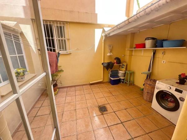 Venta de piso en Piso en Camino Viejo de Málaga, Vélez-Malaga, Vélez-Malaga
photo 1