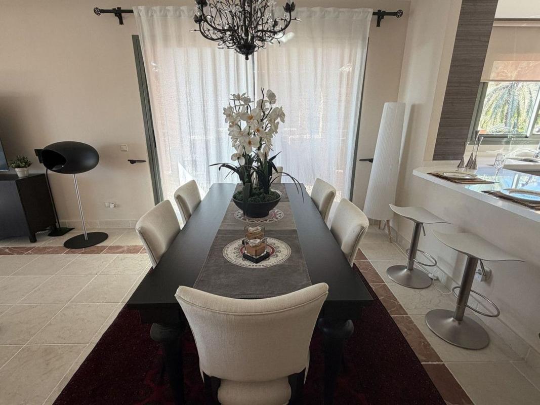 Продажа квартиры на Piso en Calle Pico Alcazaba, La Alquería, Benahavís, Бенахавис
photo 5