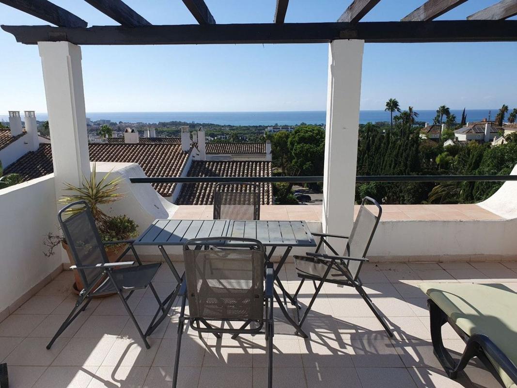 Venta de piso en Piso en Calle Calendula, Paraiso-Barronal, Estepona, Estepona
photo 1