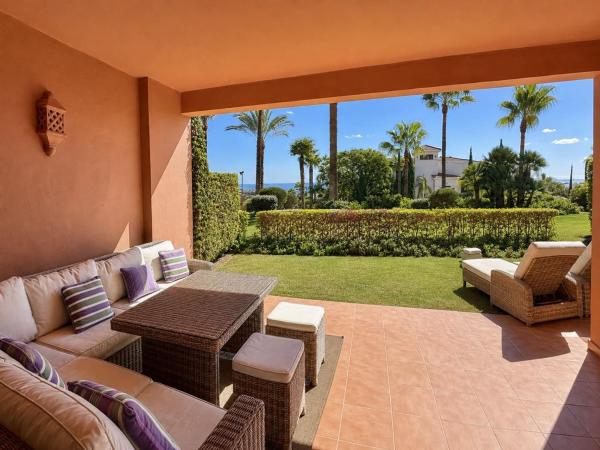 Venta de piso en Piso en Royal Flamingos, 1, Los Flamingos, Benahavís, Benahavís
photo 1