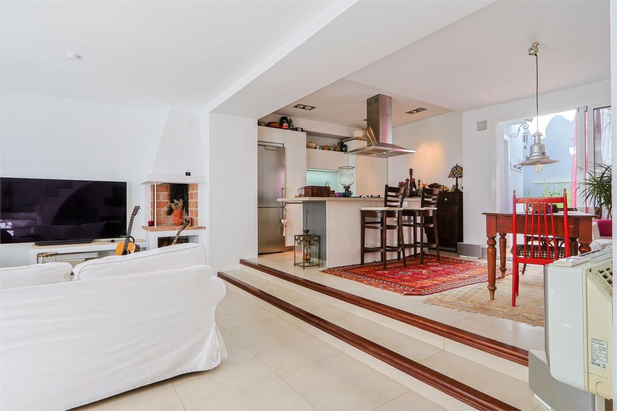 Properties for sale and rent in Spain photo 4