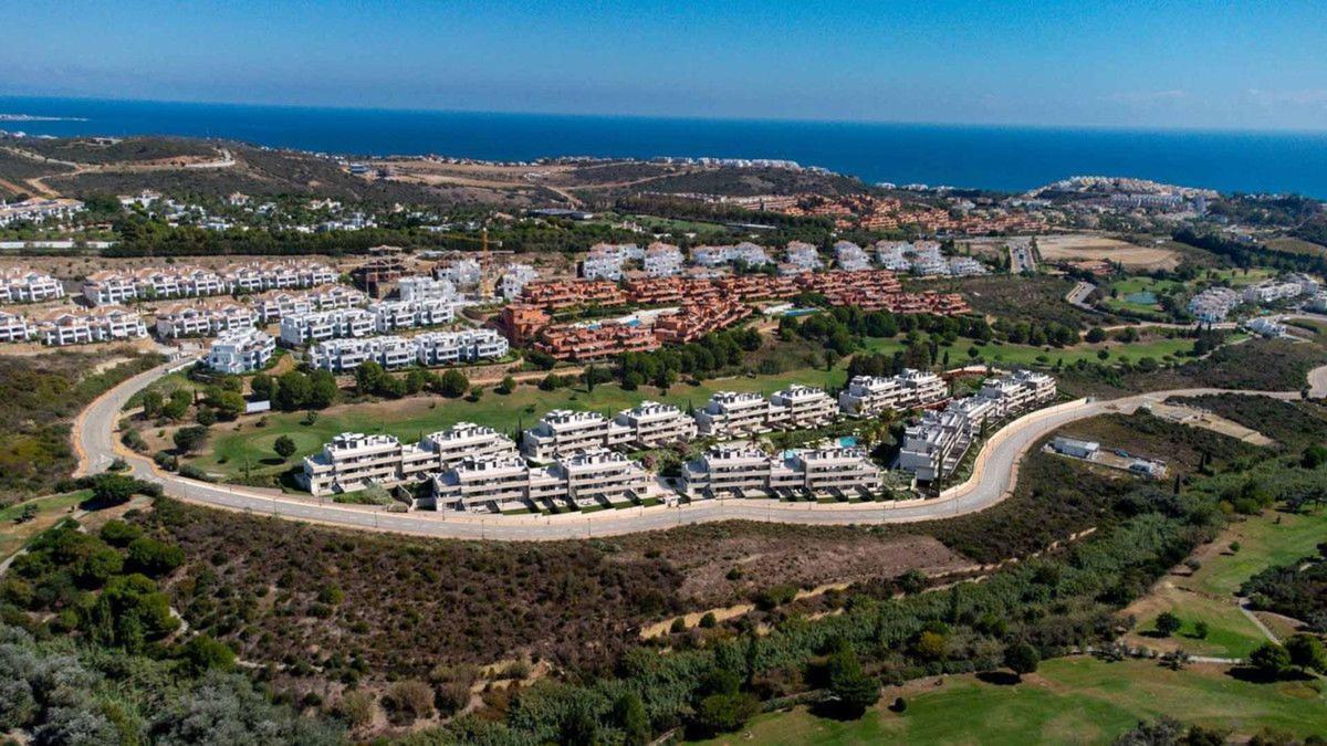 Sale of apartment in Piso en Urbanizacion Casares Golf Garden /ur12, Casares Golf - Casares del Sol, Casares, Casares
photo 2