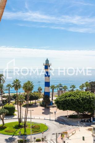 Venta de piso en Piso en Avenida Antonio Toré Toré, 13, Poniente - Faro, Vélez-Malaga, Vélez-Malaga
photo 1