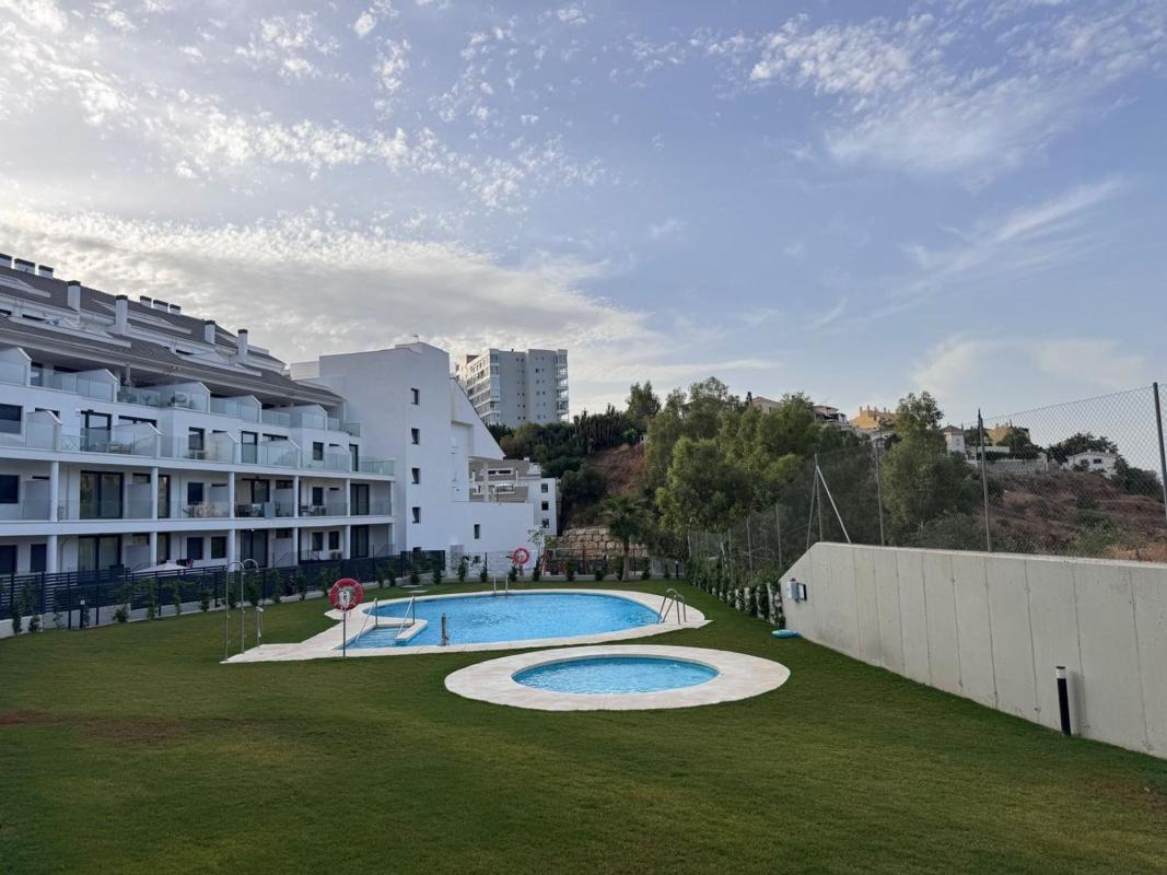 Venta de piso en Piso en Calle Pensamiento, 8, Torreblanca del Sol, Fuengirola, Fuengirola
photo 2