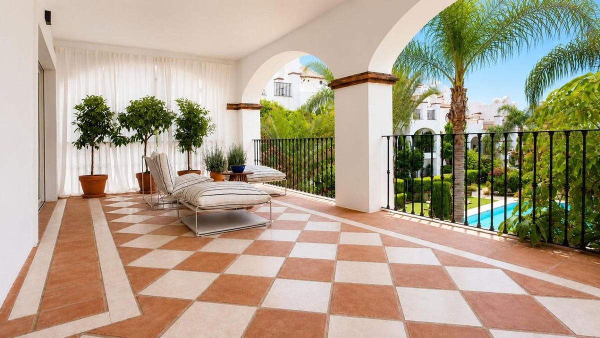 Sale of apartment in Piso en Nagüeles, Marbella, Marbella
photo 2