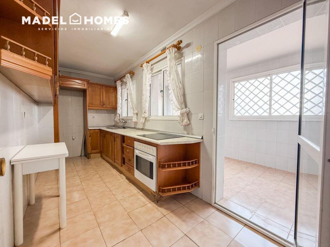 Venta de piso en Piso en Calle Almáchar, Centro Ciudad, Fuengirola, Fuengirola
photo 5