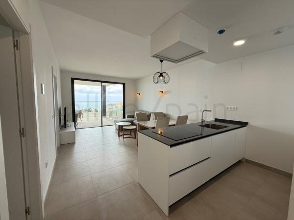 Venta de piso en Piso en Calle Begoña, Las Gaviotas, Fuengirola, Fuengirola
thumbnail 3