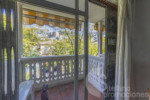 Продажа квартиры на Piso en Avenida Juan Sebastián Elcano, Pedregalejo - Morlaco, Málaga, Малага
thumbnail 3