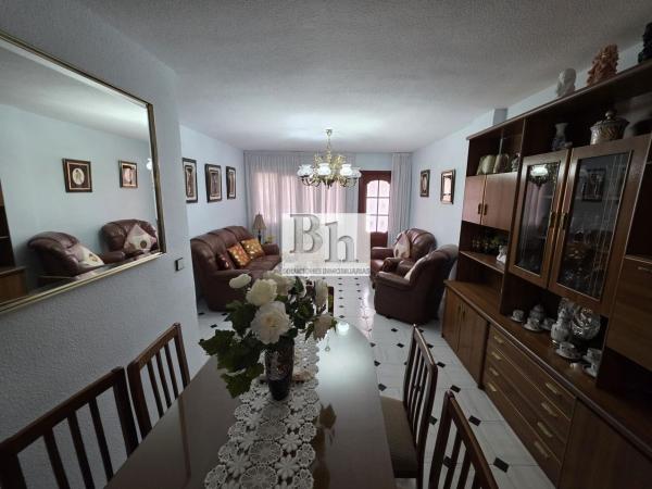 Продажа квартиры на Piso en Los Guindos - Parque Mediterráneo - Santa Paula, Málaga, Малага
 photo 4
