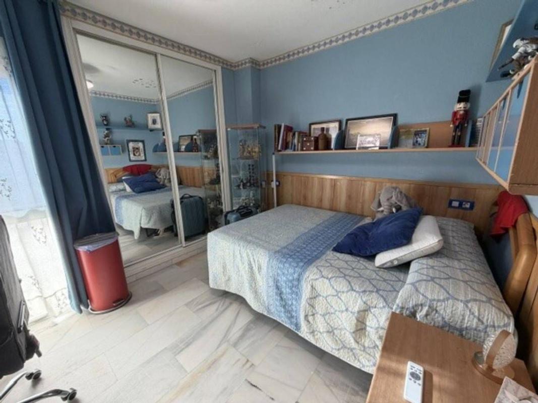 Venta de piso en Piso en Calle Francisco de Quevedo, Sierra de Estepona-Avda de Andalucia, Estepona, Estepona
photo 3