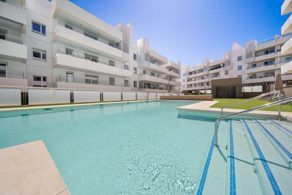Продажа квартиры на Piso en Calle Juan Antonio de Torquemada, 7, Linda Vista-Nueva Alcántara-Cortijo Blanco, Marbella, Марбелла
photo 1