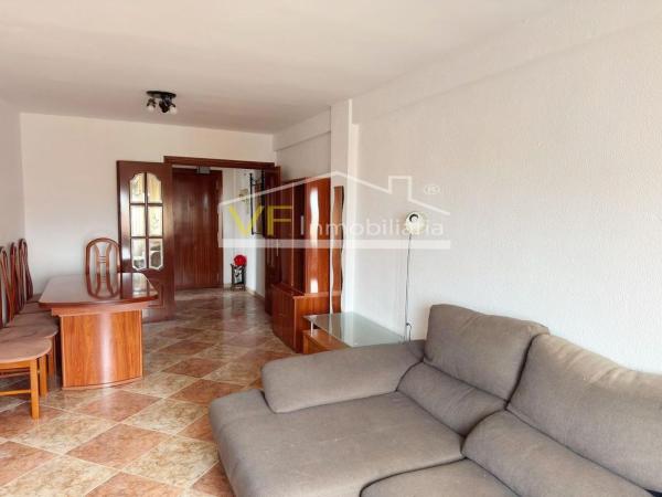 Продажа квартиры на Piso en Calle Corregidor Nicolás Isidro, Portada Alta-La Barriguilla, Málaga, Малага
photo 1