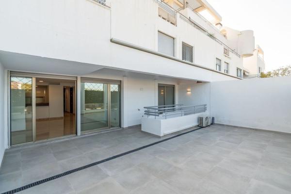 Продажа квартиры на Piso en Calle Valle De Somiedo, La Cala Golf - Lagar Martell, Mijas, Михас
photo 1