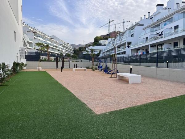 Продажа квартиры на Piso en Torreblanca del Sol, Fuengirola, Фуэнхирола
thumbnail 2
