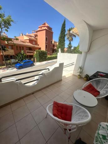 Chalet pareado en Avenida Benajarafe, 218, Reserva de Marbella, Marbella photo 3