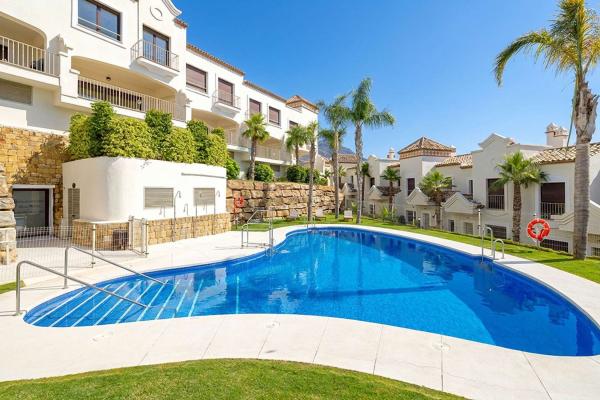 Chalet adosado en Estepona Golf, Estepona photo 2
