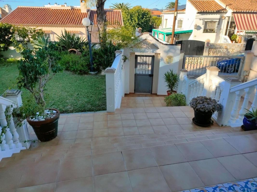Properties for sale and rent in Spain photo 4