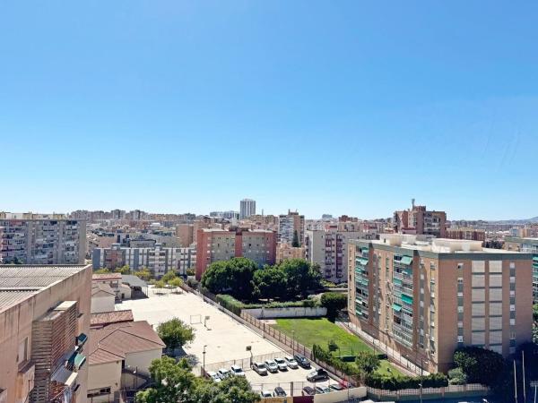 Продажа квартиры на Piso en Perchel sur - El Bulto, Málaga, Малага
thumbnail 2