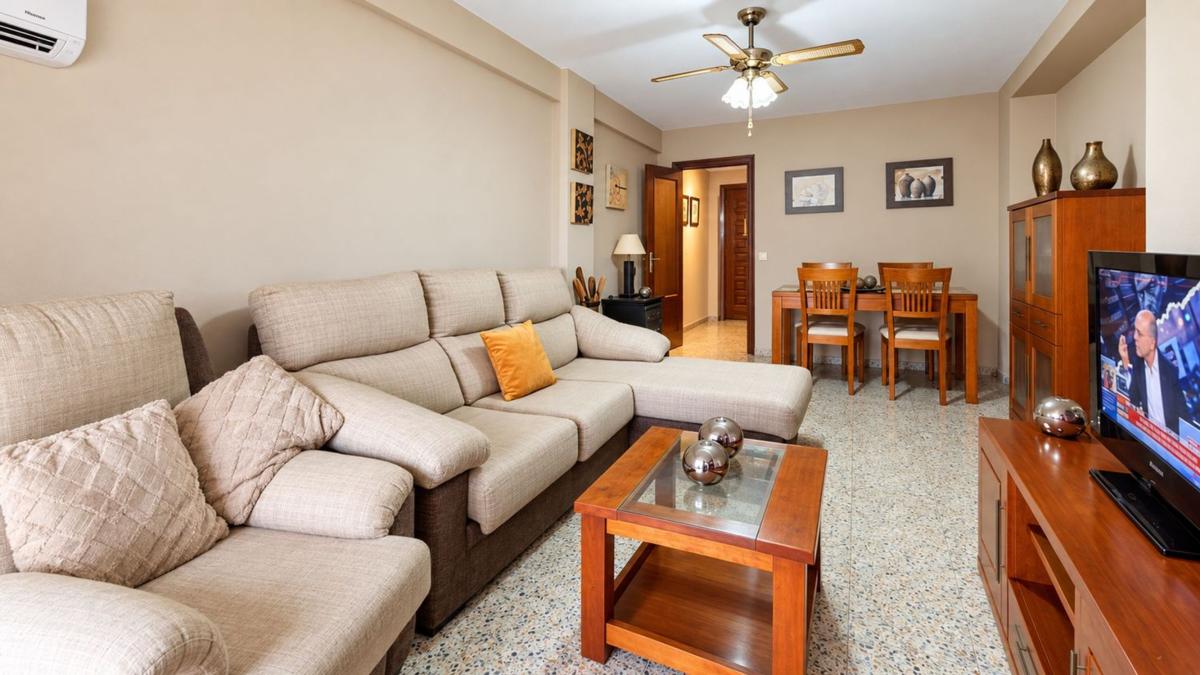 Venta de piso en Piso en Mar y Sierra, Sierra de Estepona-Avda de Andalucia, Estepona, Estepona
photo 5