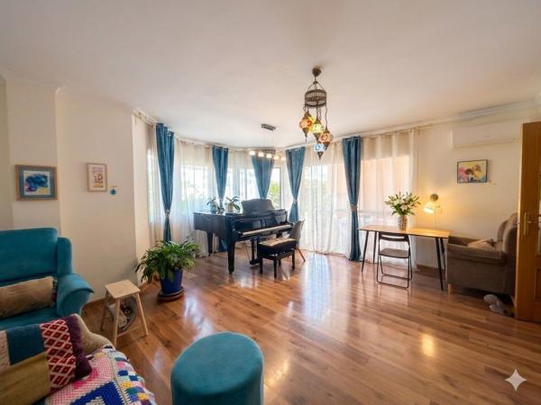 Chalet adosado en Calle Guadalquivir, El Higuerón - Capellanía, Benalmádena photo 2