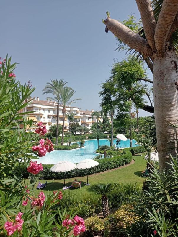 Venta de piso en Piso en Bulevar Ashmawi, La Carolina-Guadalpín, Marbella, Marbella
photo 2