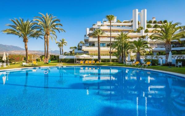 Продажа квартиры на Piso en Urbanizacion Lomas Marbella Club, Lomas de Marbella Club, Marbella, Марбелла
photo 1