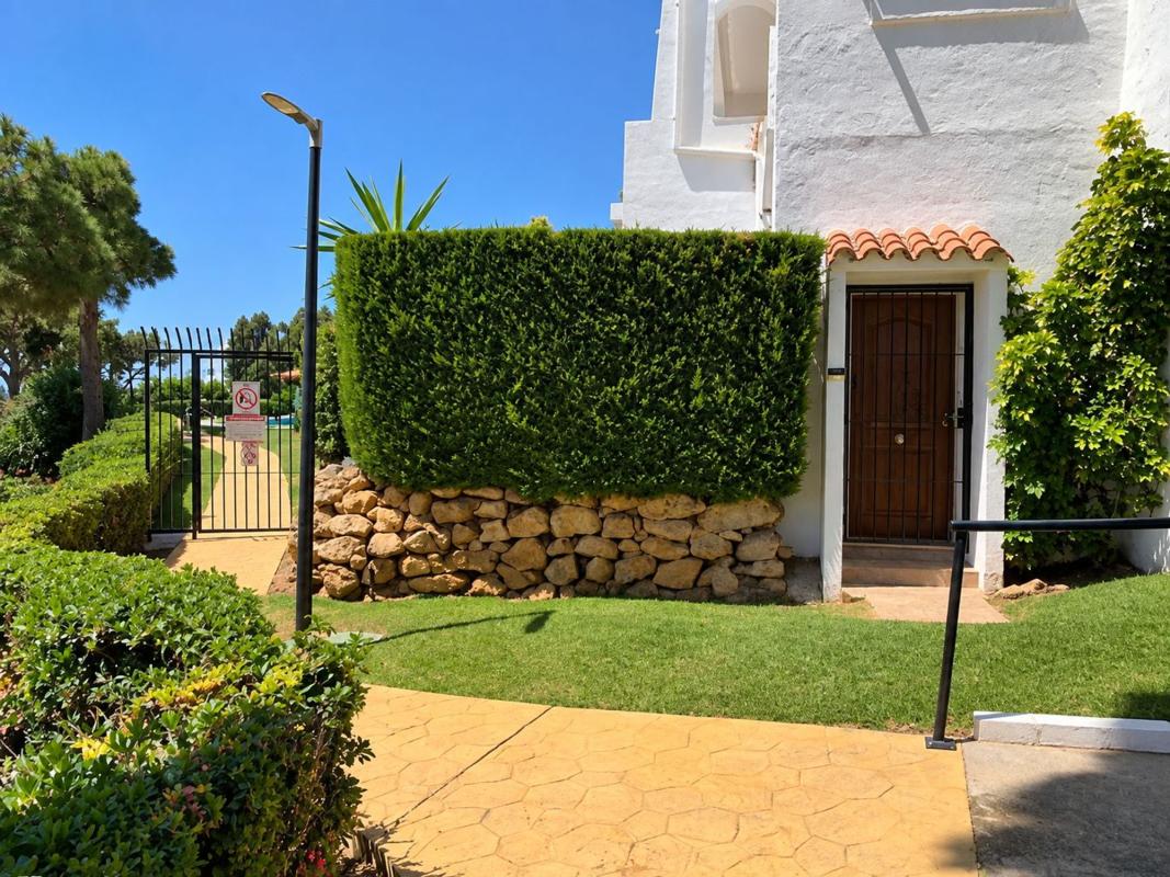 Venta de piso en Piso en Calle Don José de Orbaneja, Sitio de Calahonda, Mijas, Mijas
photo 2