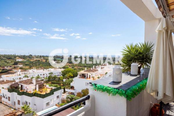 Продажа квартиры на Piso en Calle Benadalid, La Concha-Resina Golf, Estepona, Эстепона
 photo 2