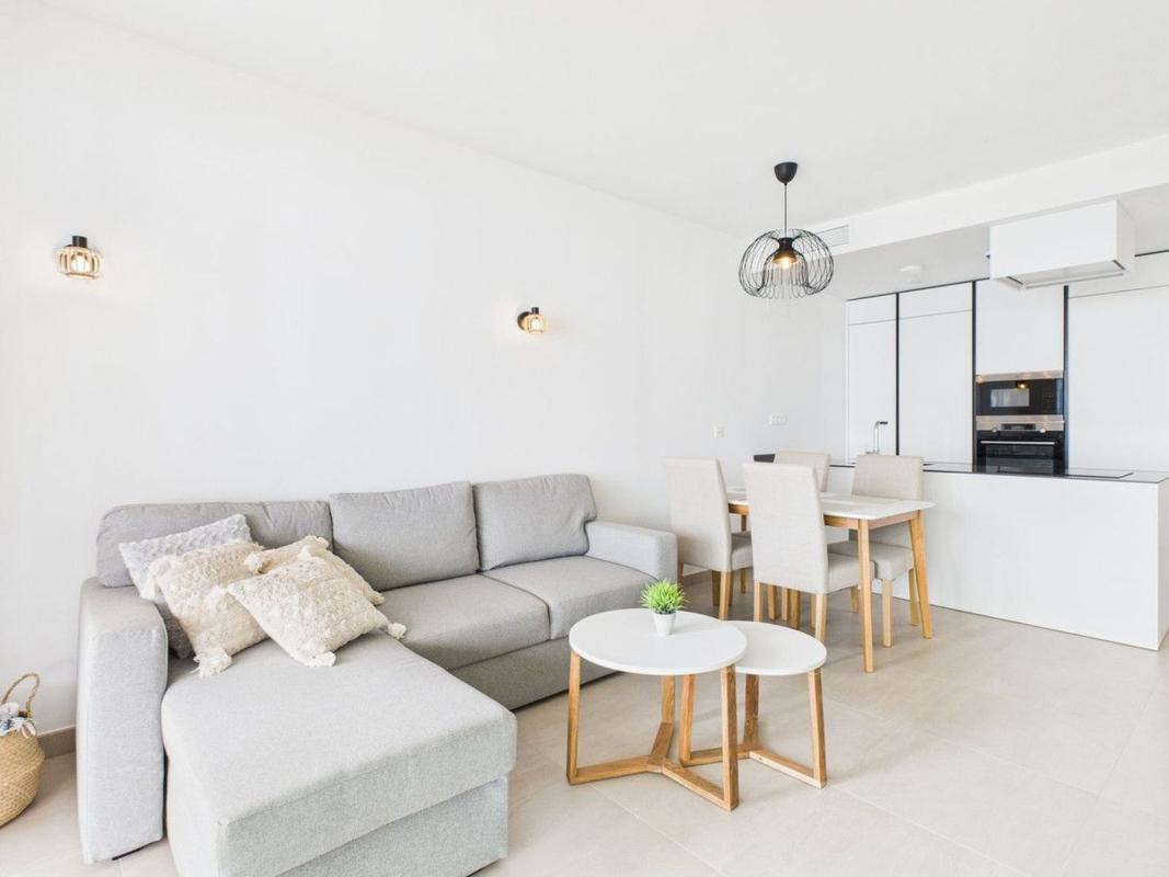 Venta de piso en Piso en Calle Sierra de Cazorla, Las Gaviotas, Fuengirola, Fuengirola
photo 2