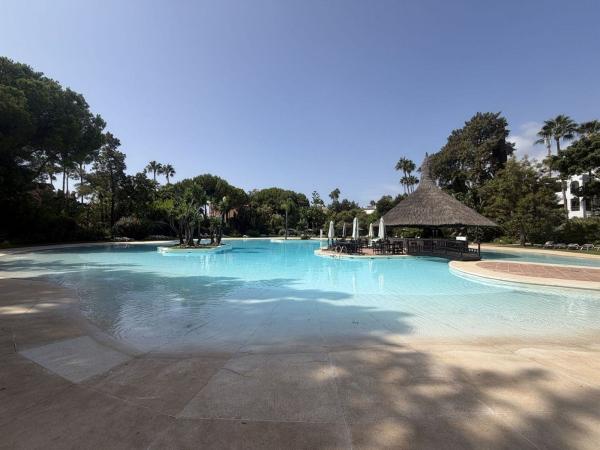 Продажа квартиры на Piso en Casasola, Estepona, Эстепона
 photo 2