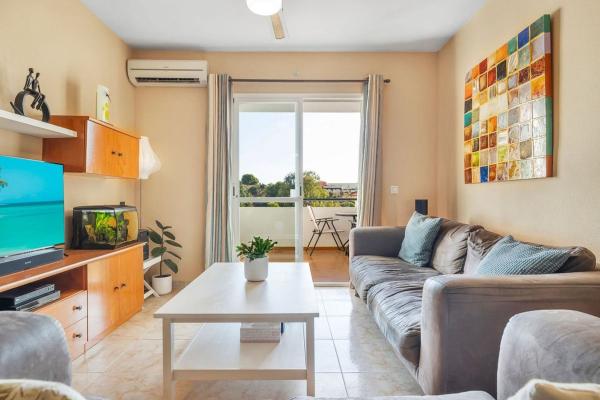 Sale of flat in Piso en Urbanizacion Carvajal, El Higuerón - Capellanía, Benalmádena, Benalmádena
 photo 4