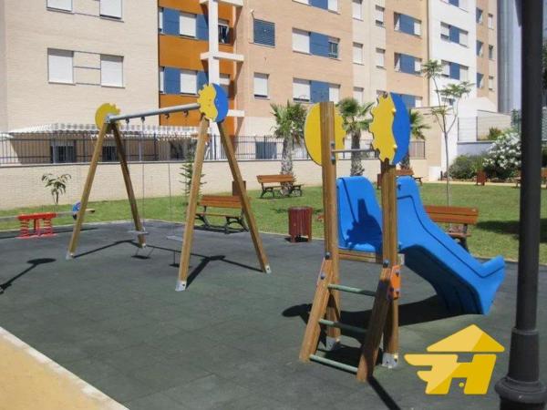 Продажа квартиры на Piso en Calle Navarro Ledesma, Teatinos, Málaga, Малага
thumbnail 2