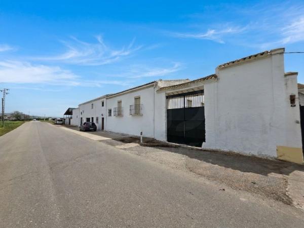 Independent chalet for sale in Casa o chalet en Zona de la Vega, Antequera, Antequera
 photo 1
