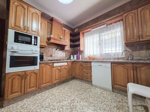 Independent chalet for sale in Casa o chalet en Zona de la Vega, Antequera, Antequera
 photo 4
