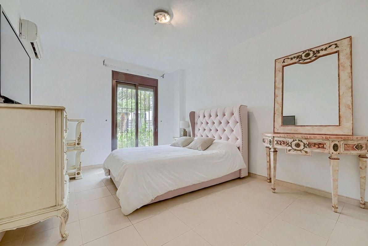 Продажа квартиры на Piso en Las Brisas, Marbella, Марбелла
 photo 4