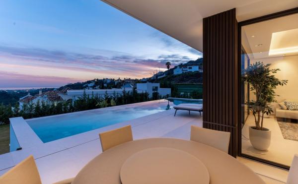 Casa o chalet independiente en Urbanizacion el Cerrojo, La Quinta, Benahavís photo 2