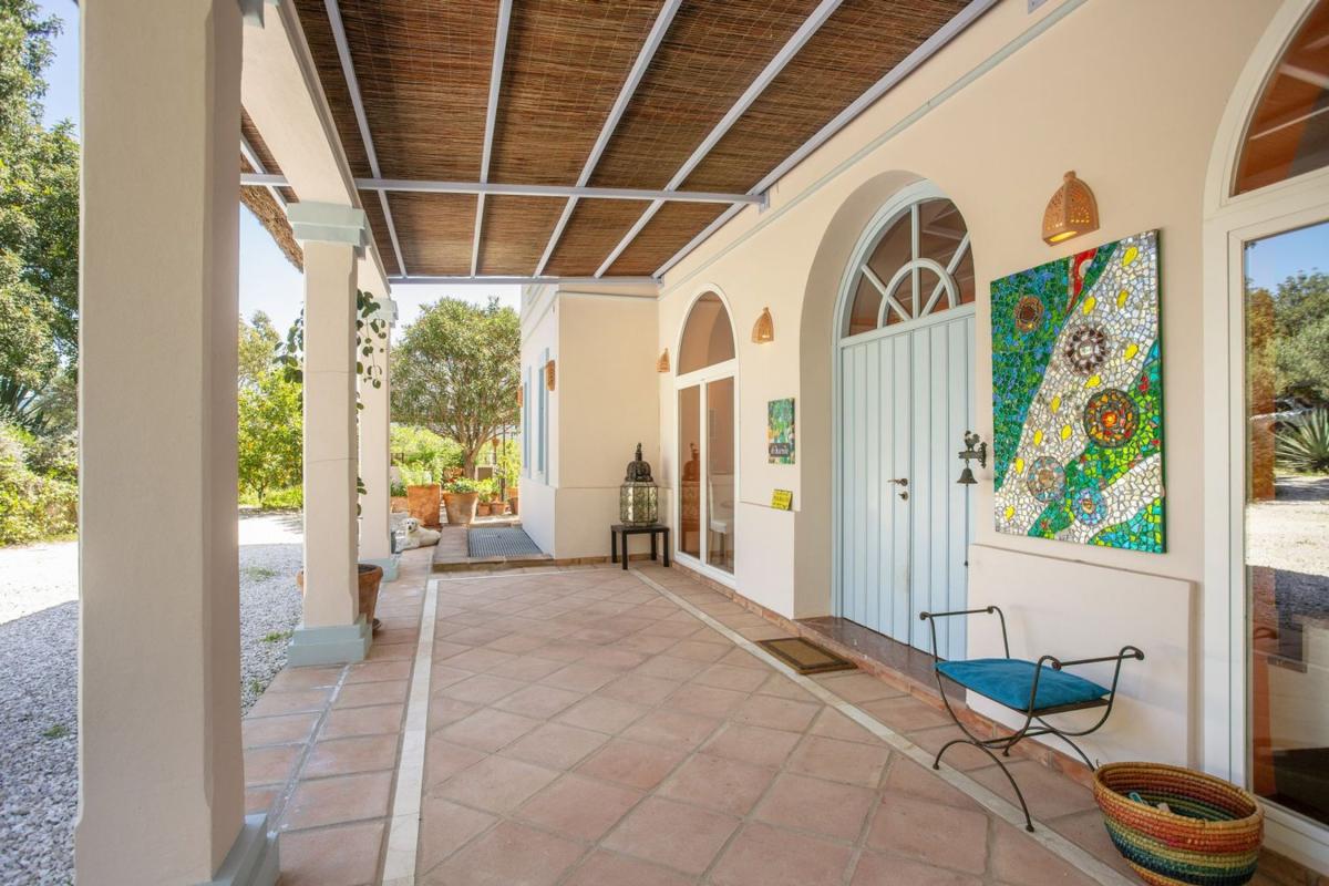 Properties for sale and rent in Spain photo 3