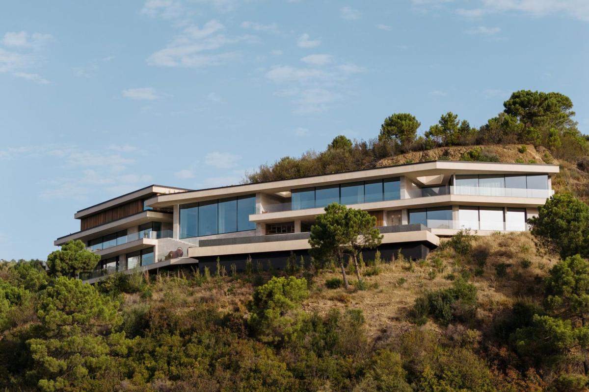Properties for sale and rent in Spain photo 2